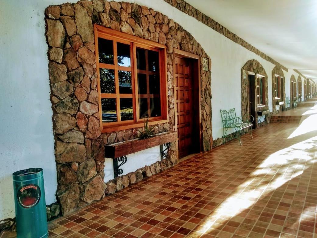 Hotel Hacienda Las Marias Meoqui Exteriér fotografie